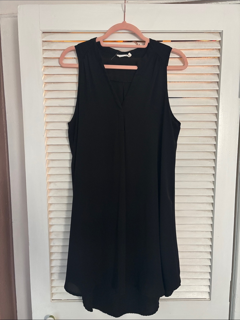 Lush Black Sleeveless V-Neck Mini Dress